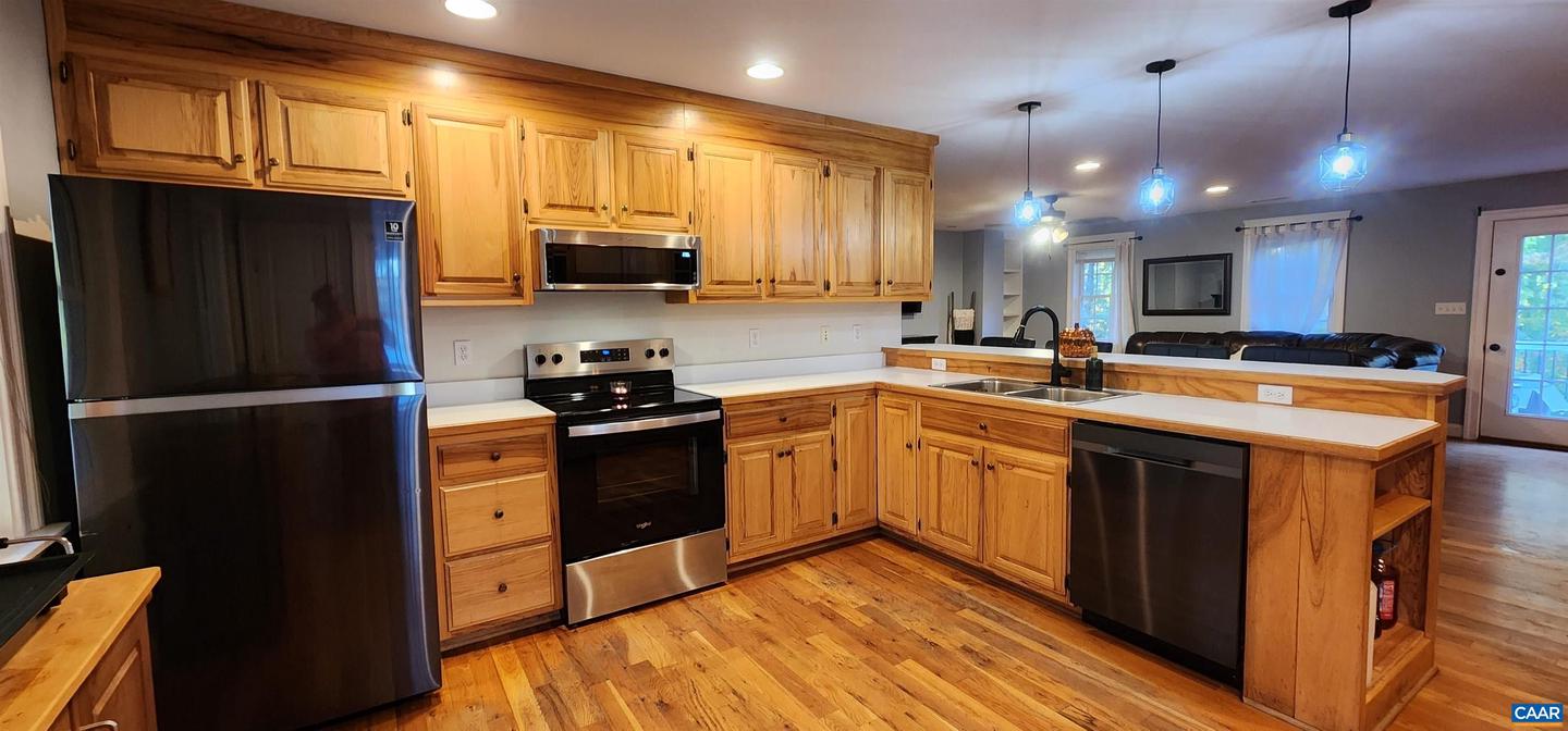 15070 ALBANO RD, BARBOURSVILLE, Virginia 22923, 4 Bedrooms Bedrooms, ,4 BathroomsBathrooms,Residential,For sale,15070 ALBANO RD,670358 MLS # 670358 15070 ALBANO RD, BARBOURSVILLE, Virginia 22923, 4 Bedrooms Bedrooms, ,4 BathroomsBathrooms,Residential,For sale,15070 ALBANO RD,670358 MLS # 670358