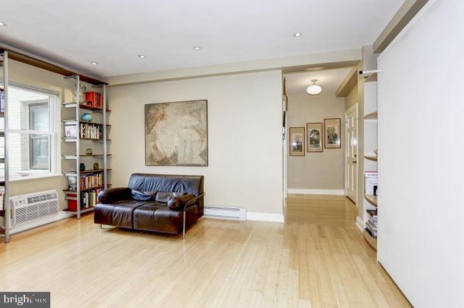 3100 CONNECTICUT AVE NW #419, WASHINGTON, District Of Columbia 20008, ,1 BathroomBathrooms,Residential,For sale,3100 CONNECTICUT AVE NW #419,DCDC2228676 MLS # DCDC2228676 3100 CONNECTICUT AVE NW #419, WASHINGTON, District Of Columbia 20008, ,1 BathroomBathrooms,Residential,For sale,3100 CONNECTICUT AVE NW #419,DCDC2228676 MLS # DCDC2228676