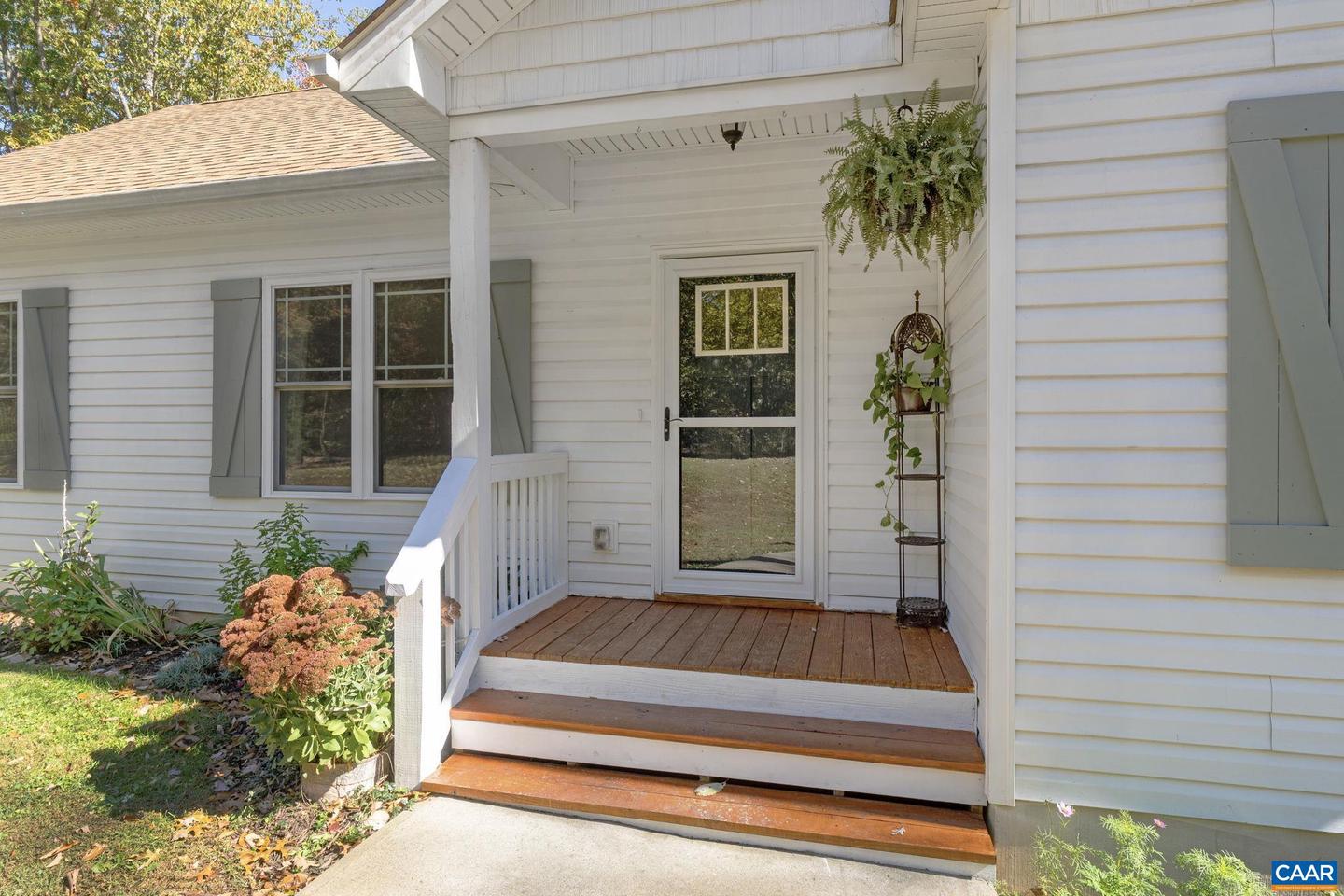 4491 PRESIDENTS RD, SCOTTSVILLE, Virginia 24590, 3 Bedrooms Bedrooms, ,2 BathroomsBathrooms,Residential,For sale,4491 PRESIDENTS RD,670361 MLS # 670361 4491 PRESIDENTS RD, SCOTTSVILLE, Virginia 24590, 3 Bedrooms Bedrooms, ,2 BathroomsBathrooms,Residential,For sale,4491 PRESIDENTS RD,670361 MLS # 670361