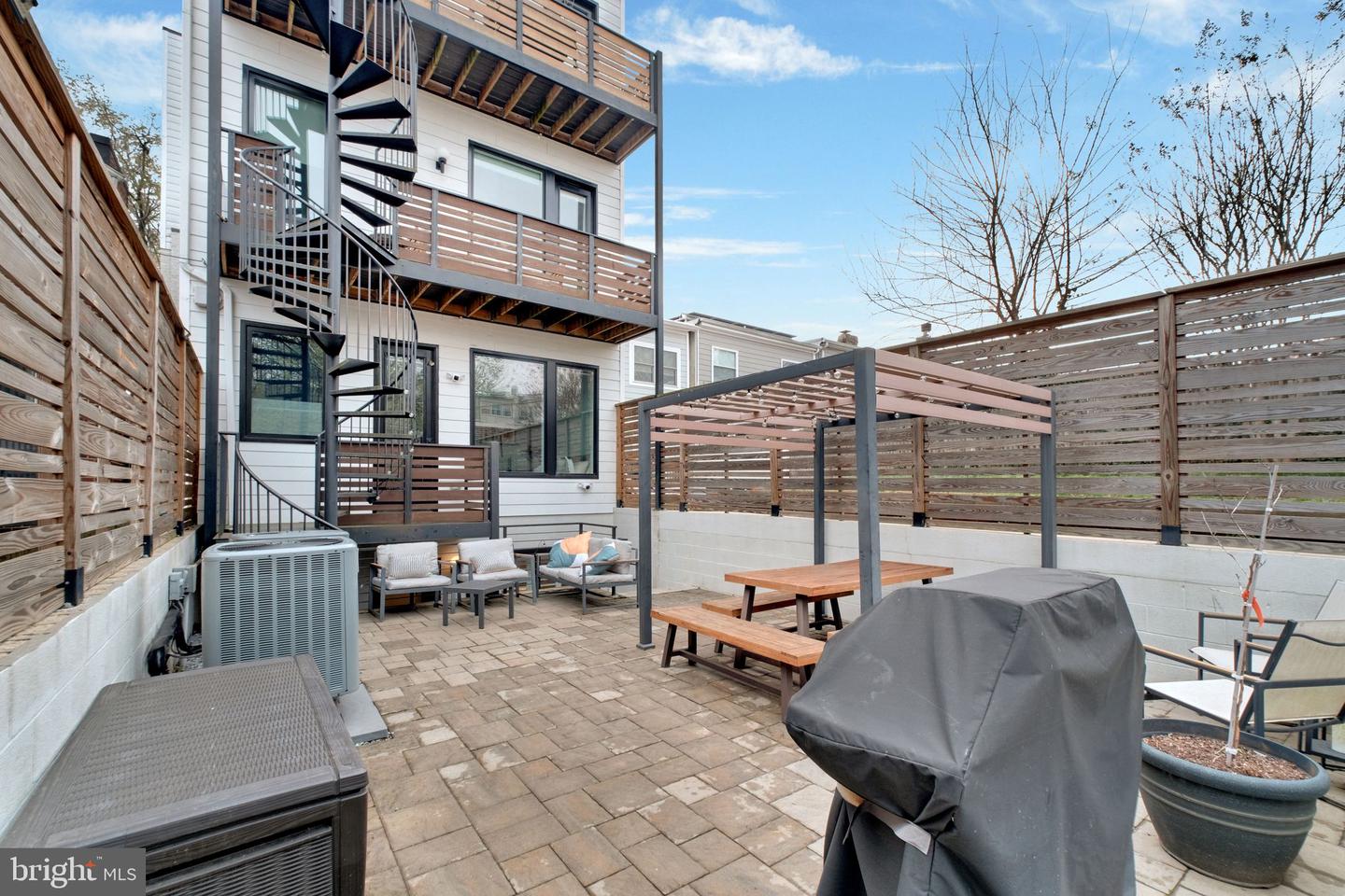 1419 UPSHUR ST NW #1, WASHINGTON, District Of Columbia 20011, 3 Bedrooms Bedrooms, ,2 BathroomsBathrooms,Residential,For sale,1419 UPSHUR ST NW #1,DCDC2228694 MLS # DCDC2228694 1419 UPSHUR ST NW #1, WASHINGTON, District Of Columbia 20011, 3 Bedrooms Bedrooms, ,2 BathroomsBathrooms,Residential,For sale,1419 UPSHUR ST NW #1,DCDC2228694 MLS # DCDC2228694