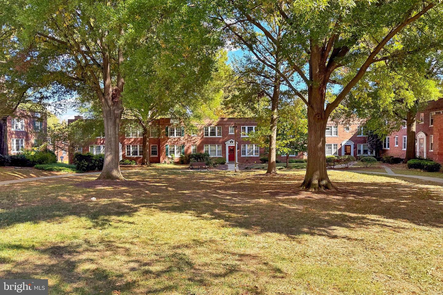 1723 N TROY ST #8-405, ARLINGTON, Virginia 22201, 1 Bedroom Bedrooms, ,1 BathroomBathrooms,Residential,For sale,1723 N TROY ST #8-405,VAAR2065306 MLS # VAAR2065306 1723 N TROY ST #8-405, ARLINGTON, Virginia 22201, 1 Bedroom Bedrooms, ,1 BathroomBathrooms,Residential,For sale,1723 N TROY ST #8-405,VAAR2065306 MLS # VAAR2065306