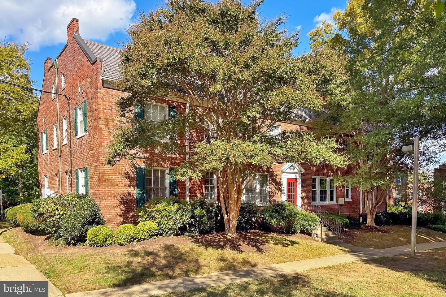 1723 N TROY ST #8-405, ARLINGTON, Virginia 22201, 1 Bedroom Bedrooms, ,1 BathroomBathrooms,Residential,For sale,1723 N TROY ST #8-405,VAAR2065306 MLS # VAAR2065306 1723 N TROY ST #8-405, ARLINGTON, Virginia 22201, 1 Bedroom Bedrooms, ,1 BathroomBathrooms,Residential,For sale,1723 N TROY ST #8-405,VAAR2065306 MLS # VAAR2065306