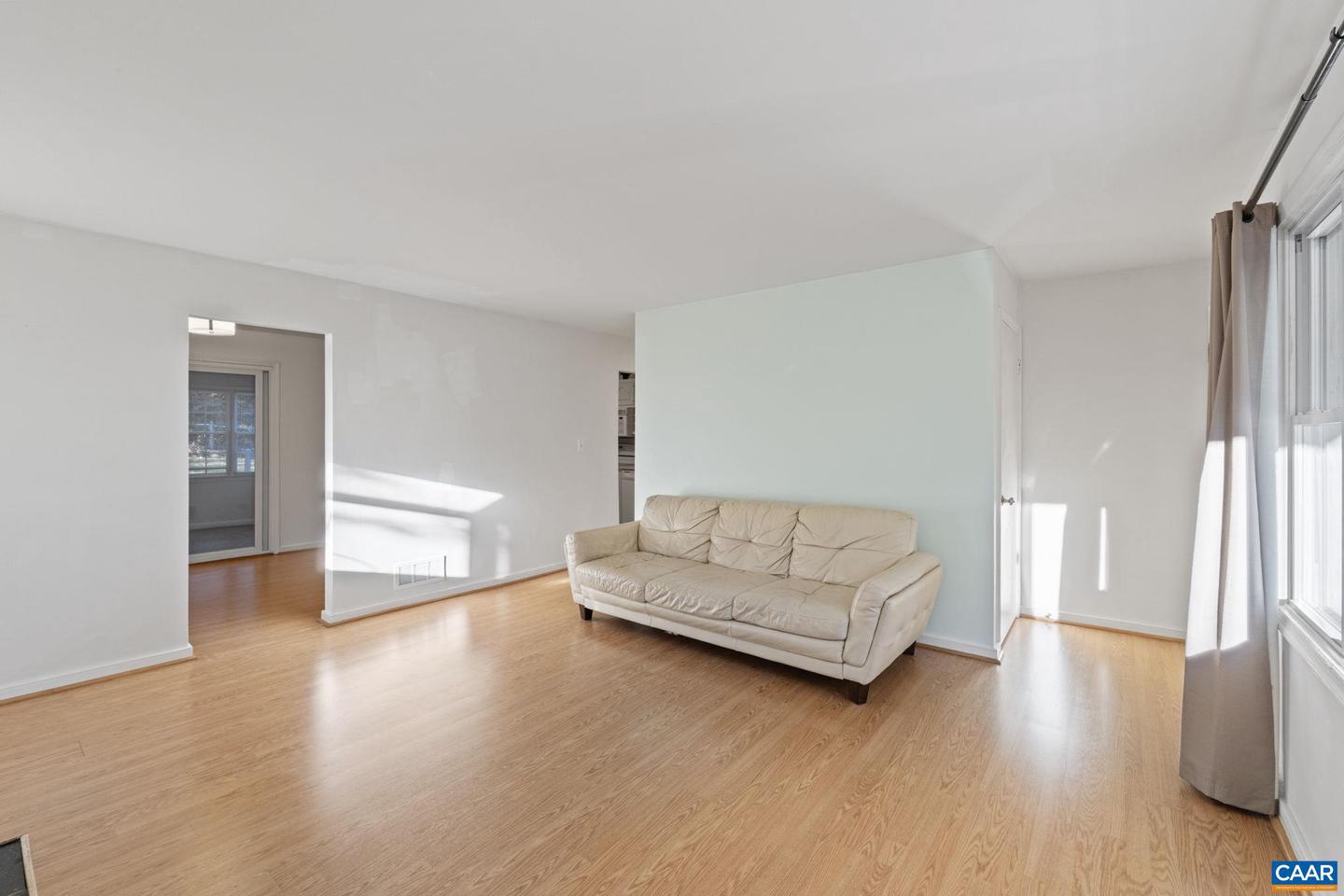 604 SHAMROCK RD, CHARLOTTESVILLE, Virginia 22903, 3 Bedrooms Bedrooms, ,1 BathroomBathrooms,Residential,For sale,604 SHAMROCK RD,670372 MLS # 670372 604 SHAMROCK RD, CHARLOTTESVILLE, Virginia 22903, 3 Bedrooms Bedrooms, ,1 BathroomBathrooms,Residential,For sale,604 SHAMROCK RD,670372 MLS # 670372
