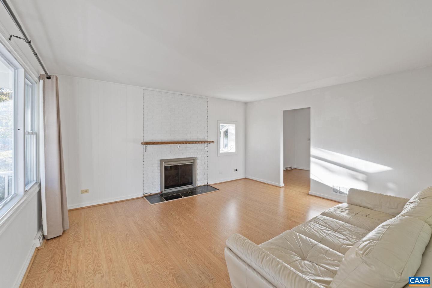 604 SHAMROCK RD, CHARLOTTESVILLE, Virginia 22903, 3 Bedrooms Bedrooms, ,1 BathroomBathrooms,Residential,For sale,604 SHAMROCK RD,670372 MLS # 670372 604 SHAMROCK RD, CHARLOTTESVILLE, Virginia 22903, 3 Bedrooms Bedrooms, ,1 BathroomBathrooms,Residential,For sale,604 SHAMROCK RD,670372 MLS # 670372