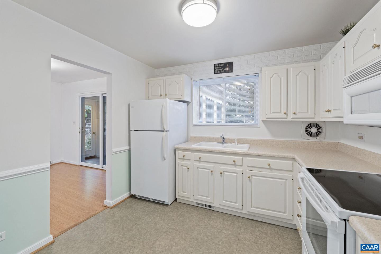 604 SHAMROCK RD, CHARLOTTESVILLE, Virginia 22903, 3 Bedrooms Bedrooms, ,1 BathroomBathrooms,Residential,For sale,604 SHAMROCK RD,670372 MLS # 670372 604 SHAMROCK RD, CHARLOTTESVILLE, Virginia 22903, 3 Bedrooms Bedrooms, ,1 BathroomBathrooms,Residential,For sale,604 SHAMROCK RD,670372 MLS # 670372