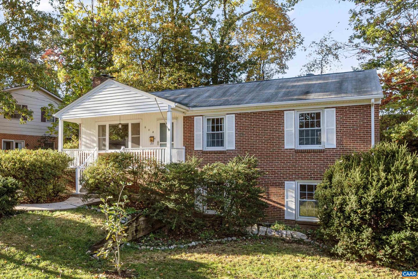 604 SHAMROCK RD, CHARLOTTESVILLE, Virginia 22903, 3 Bedrooms Bedrooms, ,1 BathroomBathrooms,Residential,For sale,604 SHAMROCK RD,670372 MLS # 670372 604 SHAMROCK RD, CHARLOTTESVILLE, Virginia 22903, 3 Bedrooms Bedrooms, ,1 BathroomBathrooms,Residential,For sale,604 SHAMROCK RD,670372 MLS # 670372