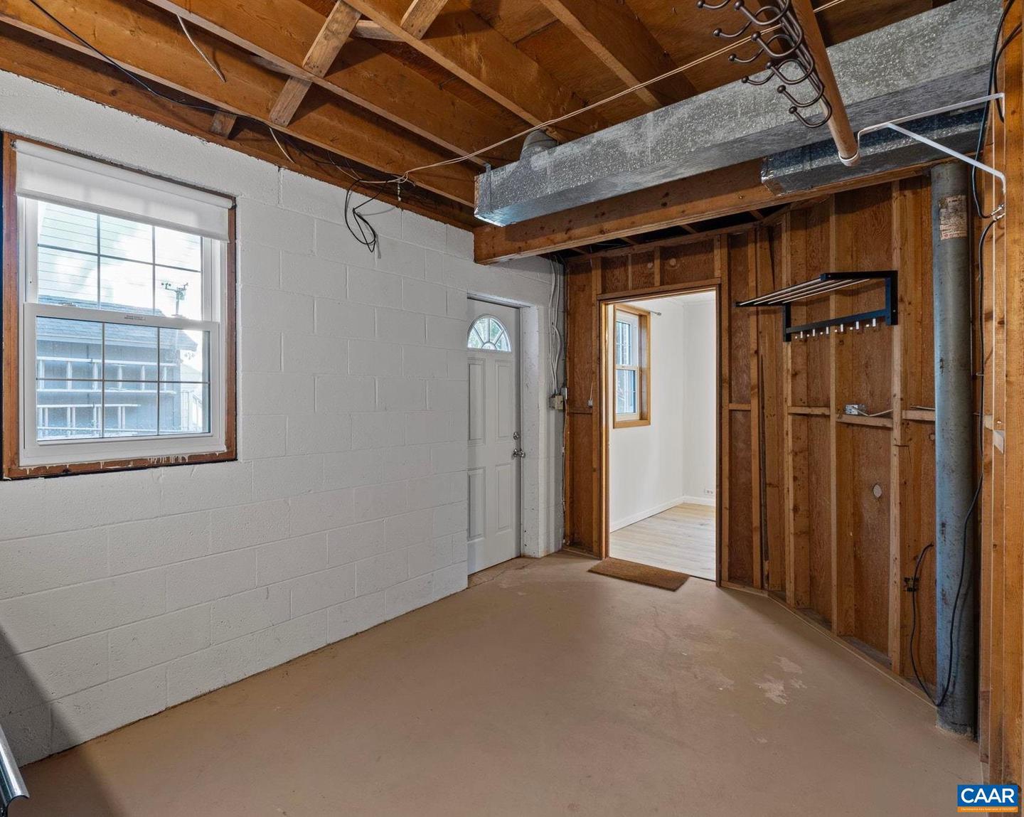 604 SHAMROCK RD, CHARLOTTESVILLE, Virginia 22903, 3 Bedrooms Bedrooms, ,1 BathroomBathrooms,Residential,For sale,604 SHAMROCK RD,670372 MLS # 670372 604 SHAMROCK RD, CHARLOTTESVILLE, Virginia 22903, 3 Bedrooms Bedrooms, ,1 BathroomBathrooms,Residential,For sale,604 SHAMROCK RD,670372 MLS # 670372