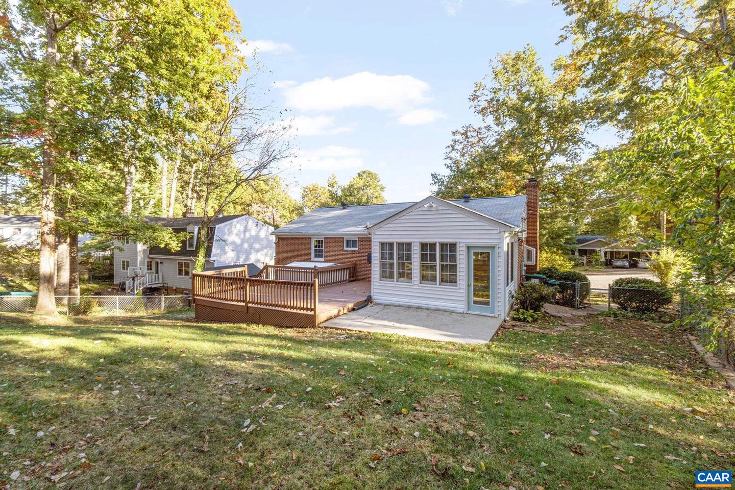 604 SHAMROCK RD, CHARLOTTESVILLE, Virginia 22903, 3 Bedrooms Bedrooms, ,1 BathroomBathrooms,Residential,For sale,604 SHAMROCK RD,670372 MLS # 670372 604 SHAMROCK RD, CHARLOTTESVILLE, Virginia 22903, 3 Bedrooms Bedrooms, ,1 BathroomBathrooms,Residential,For sale,604 SHAMROCK RD,670372 MLS # 670372
