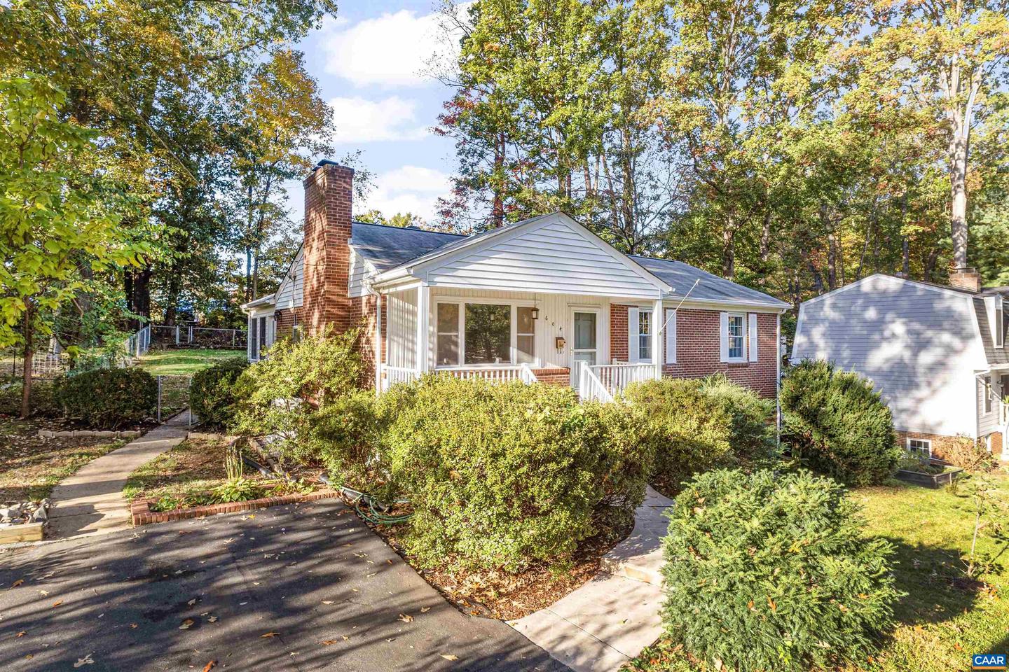 604 SHAMROCK RD, CHARLOTTESVILLE, Virginia 22903, 3 Bedrooms Bedrooms, ,1 BathroomBathrooms,Residential,For sale,604 SHAMROCK RD,670372 MLS # 670372 604 SHAMROCK RD, CHARLOTTESVILLE, Virginia 22903, 3 Bedrooms Bedrooms, ,1 BathroomBathrooms,Residential,For sale,604 SHAMROCK RD,670372 MLS # 670372