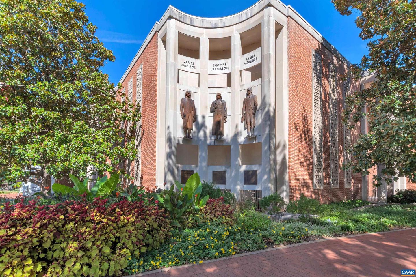 604 SHAMROCK RD, CHARLOTTESVILLE, Virginia 22903, 3 Bedrooms Bedrooms, ,1 BathroomBathrooms,Residential,For sale,604 SHAMROCK RD,670372 MLS # 670372 604 SHAMROCK RD, CHARLOTTESVILLE, Virginia 22903, 3 Bedrooms Bedrooms, ,1 BathroomBathrooms,Residential,For sale,604 SHAMROCK RD,670372 MLS # 670372