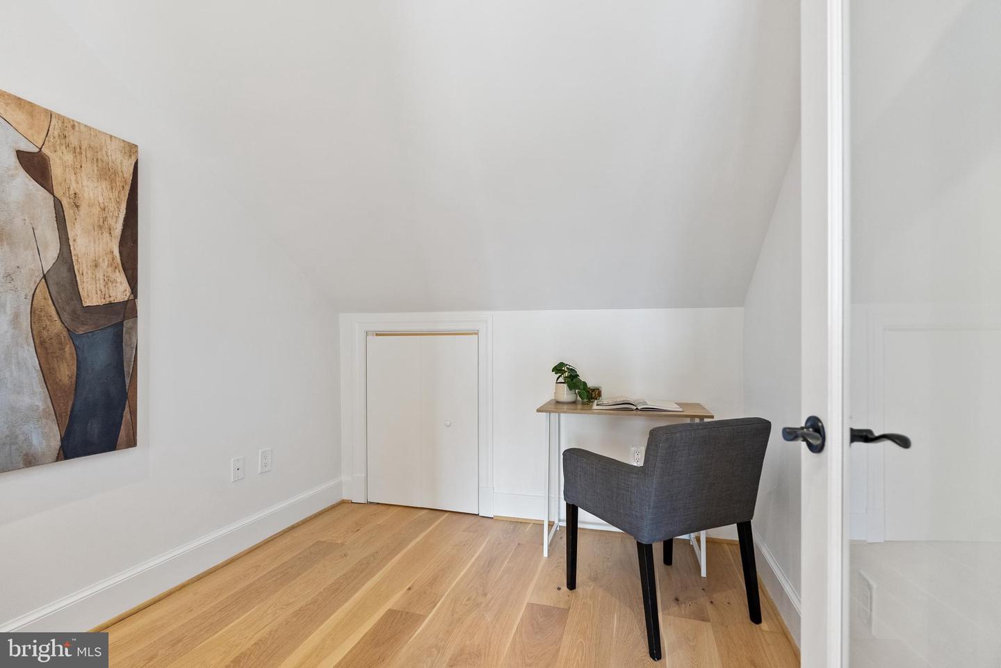 411 S SAINT ASAPH ST, ALEXANDRIA, Virginia 22314, 5 Bedrooms Bedrooms, ,3 BathroomsBathrooms,Residential,For sale,411 S SAINT ASAPH ST,VAAX2051174 MLS # VAAX2051174