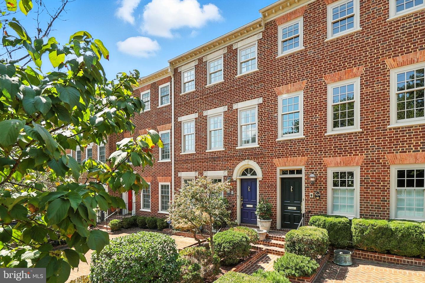 411 S SAINT ASAPH ST, ALEXANDRIA, Virginia 22314, 5 Bedrooms Bedrooms, ,3 BathroomsBathrooms,Residential,For sale,411 S SAINT ASAPH ST,VAAX2051174 MLS # VAAX2051174