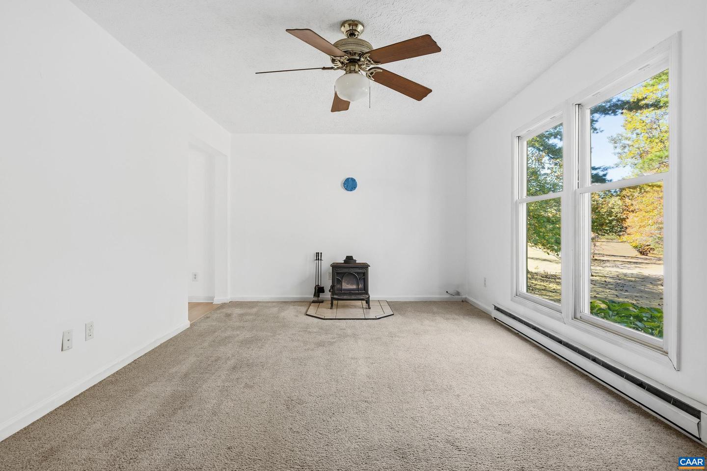 1739 LINDSAY RD, GORDONSVILLE, Virginia 22942, 3 Bedrooms Bedrooms, ,1 BathroomBathrooms,Residential,For sale,1739 LINDSAY RD,670378 MLS # 670378 1739 LINDSAY RD, GORDONSVILLE, Virginia 22942, 3 Bedrooms Bedrooms, ,1 BathroomBathrooms,Residential,For sale,1739 LINDSAY RD,670378 MLS # 670378