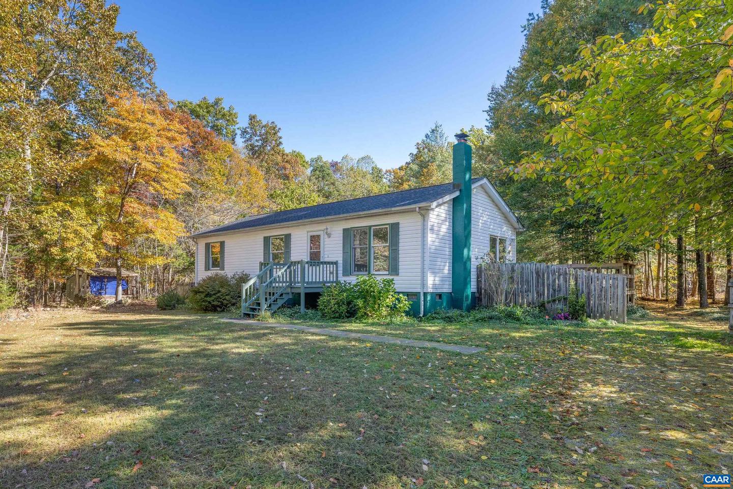 1739 LINDSAY RD, GORDONSVILLE, Virginia 22942, 3 Bedrooms Bedrooms, ,1 BathroomBathrooms,Residential,For sale,1739 LINDSAY RD,670378 MLS # 670378 1739 LINDSAY RD, GORDONSVILLE, Virginia 22942, 3 Bedrooms Bedrooms, ,1 BathroomBathrooms,Residential,For sale,1739 LINDSAY RD,670378 MLS # 670378