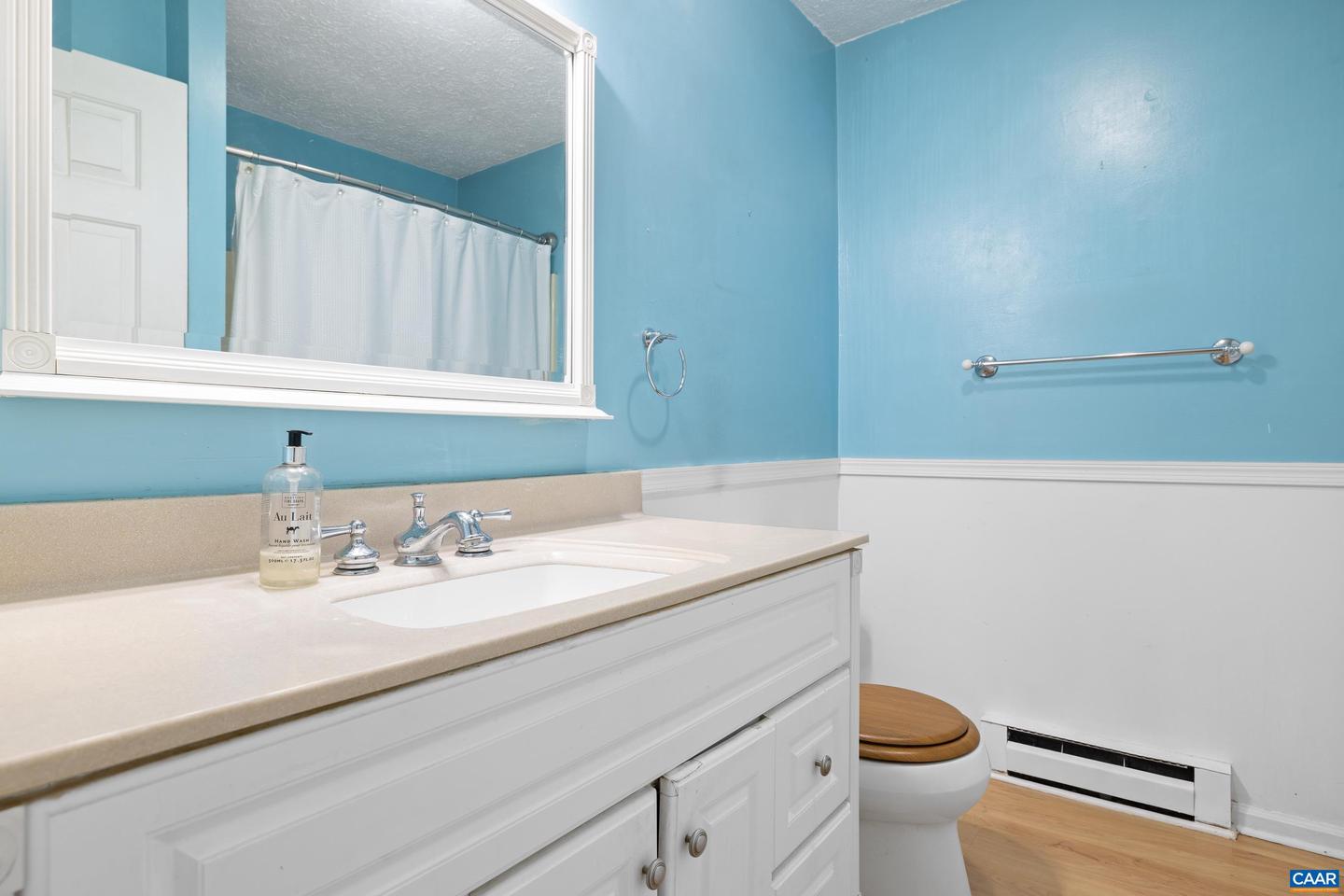 1739 LINDSAY RD, GORDONSVILLE, Virginia 22942, 3 Bedrooms Bedrooms, ,1 BathroomBathrooms,Residential,For sale,1739 LINDSAY RD,670378 MLS # 670378 1739 LINDSAY RD, GORDONSVILLE, Virginia 22942, 3 Bedrooms Bedrooms, ,1 BathroomBathrooms,Residential,For sale,1739 LINDSAY RD,670378 MLS # 670378