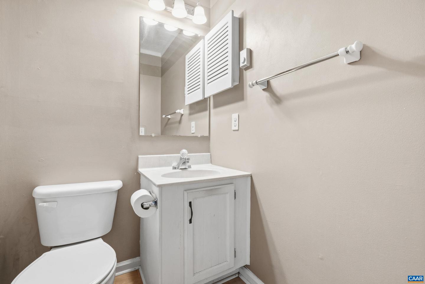 1739 LINDSAY RD, GORDONSVILLE, Virginia 22942, 3 Bedrooms Bedrooms, ,1 BathroomBathrooms,Residential,For sale,1739 LINDSAY RD,670378 MLS # 670378 1739 LINDSAY RD, GORDONSVILLE, Virginia 22942, 3 Bedrooms Bedrooms, ,1 BathroomBathrooms,Residential,For sale,1739 LINDSAY RD,670378 MLS # 670378