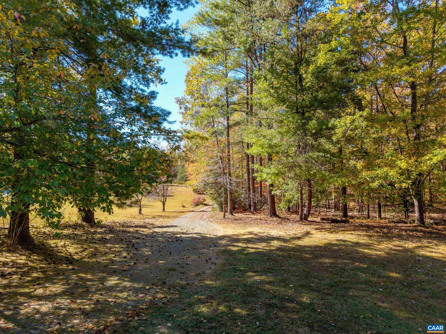 1739 LINDSAY RD, GORDONSVILLE, Virginia 22942, 3 Bedrooms Bedrooms, ,1 BathroomBathrooms,Residential,For sale,1739 LINDSAY RD,670378 MLS # 670378 1739 LINDSAY RD, GORDONSVILLE, Virginia 22942, 3 Bedrooms Bedrooms, ,1 BathroomBathrooms,Residential,For sale,1739 LINDSAY RD,670378 MLS # 670378