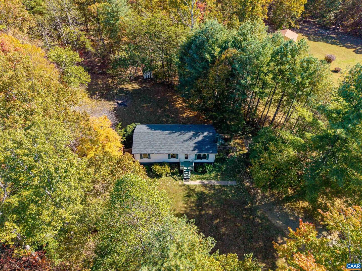 1739 LINDSAY RD, GORDONSVILLE, Virginia 22942, 3 Bedrooms Bedrooms, ,1 BathroomBathrooms,Residential,For sale,1739 LINDSAY RD,670378 MLS # 670378 1739 LINDSAY RD, GORDONSVILLE, Virginia 22942, 3 Bedrooms Bedrooms, ,1 BathroomBathrooms,Residential,For sale,1739 LINDSAY RD,670378 MLS # 670378