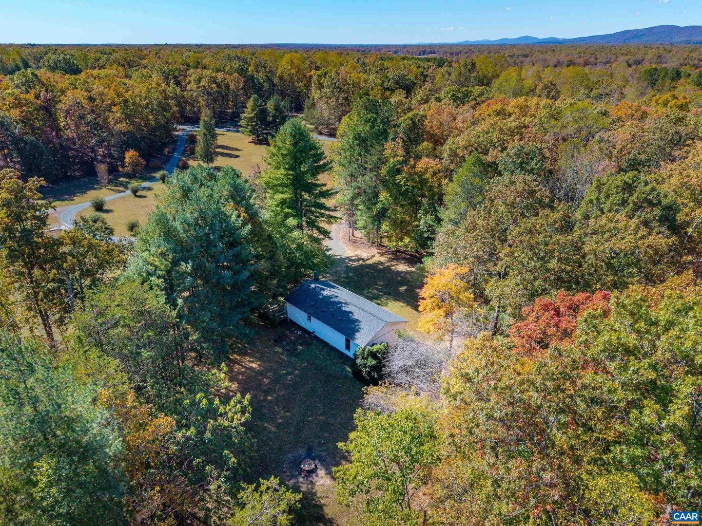 1739 LINDSAY RD, GORDONSVILLE, Virginia 22942, 3 Bedrooms Bedrooms, ,1 BathroomBathrooms,Residential,For sale,1739 LINDSAY RD,670378 MLS # 670378 1739 LINDSAY RD, GORDONSVILLE, Virginia 22942, 3 Bedrooms Bedrooms, ,1 BathroomBathrooms,Residential,For sale,1739 LINDSAY RD,670378 MLS # 670378