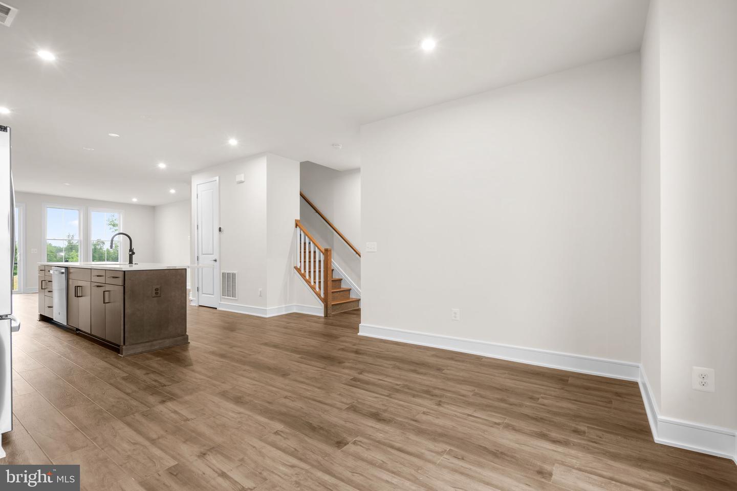 42092 PICASSO SQ, ASHBURN, Virginia 20148, 3 Bedrooms Bedrooms, ,2 BathroomsBathrooms,Residential,For sale,42092 PICASSO SQ,VALO2109618 MLS # VALO2109618 42092 PICASSO SQ, ASHBURN, Virginia 20148, 3 Bedrooms Bedrooms, ,2 BathroomsBathrooms,Residential,For sale,42092 PICASSO SQ,VALO2109618 MLS # VALO2109618
