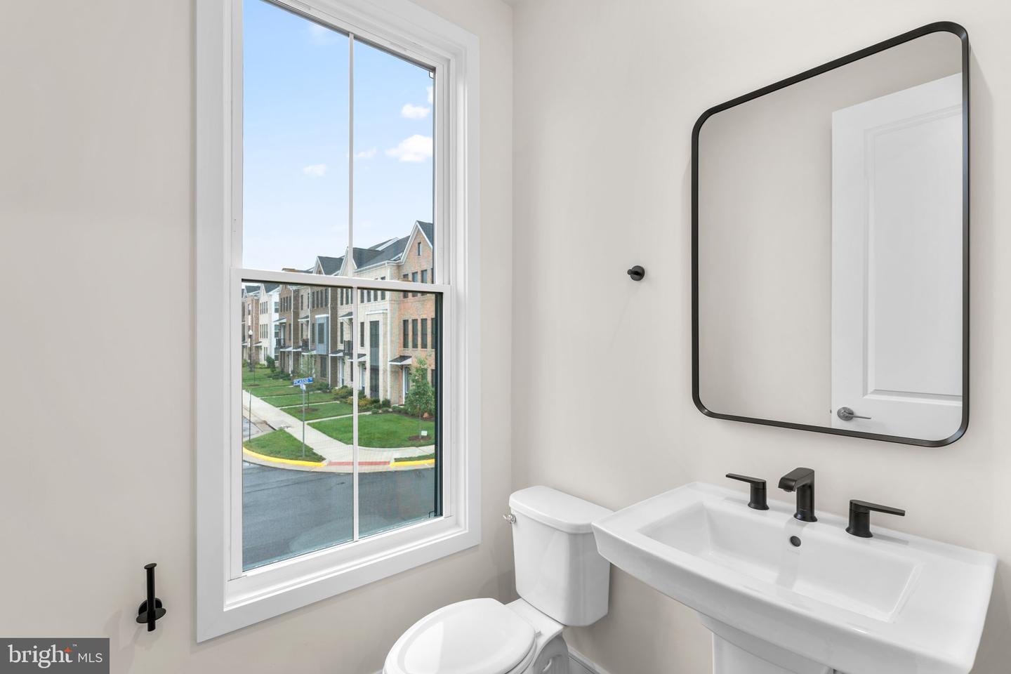 42092 PICASSO SQ, ASHBURN, Virginia 20148, 3 Bedrooms Bedrooms, ,2 BathroomsBathrooms,Residential,For sale,42092 PICASSO SQ,VALO2109618 MLS # VALO2109618 42092 PICASSO SQ, ASHBURN, Virginia 20148, 3 Bedrooms Bedrooms, ,2 BathroomsBathrooms,Residential,For sale,42092 PICASSO SQ,VALO2109618 MLS # VALO2109618