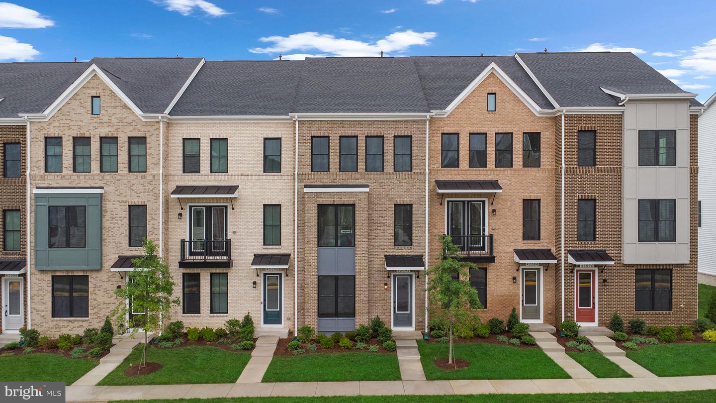 42092 PICASSO SQ, ASHBURN, Virginia 20148, 3 Bedrooms Bedrooms, ,2 BathroomsBathrooms,Residential,For sale,42092 PICASSO SQ,VALO2109618 MLS # VALO2109618 42092 PICASSO SQ, ASHBURN, Virginia 20148, 3 Bedrooms Bedrooms, ,2 BathroomsBathrooms,Residential,For sale,42092 PICASSO SQ,VALO2109618 MLS # VALO2109618
