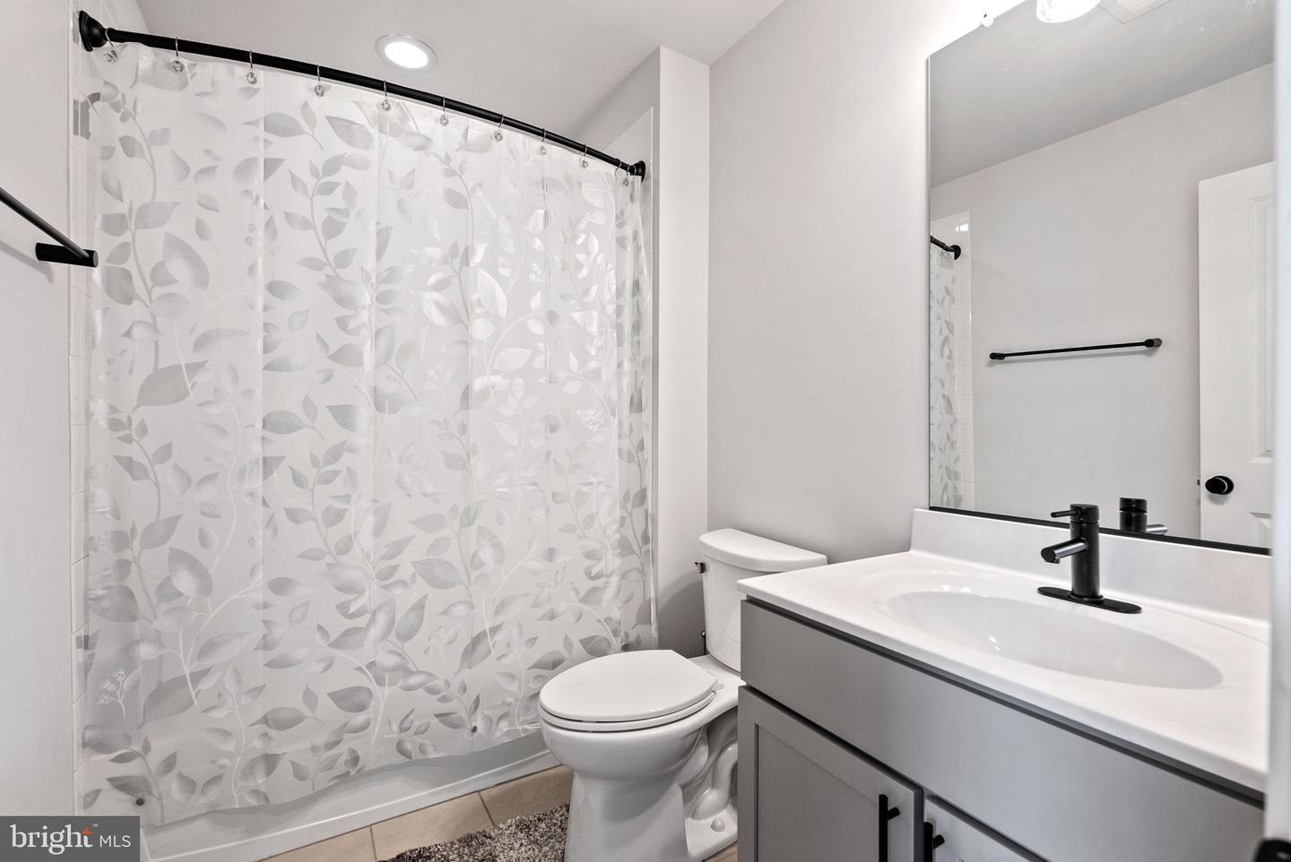 DUMFRIES, Virginia 22025, 4 Bedrooms Bedrooms, ,5 BathroomsBathrooms,Residential,For sale,VAPW2106682 MLS # VAPW2106682 DUMFRIES, Virginia 22025, 4 Bedrooms Bedrooms, ,5 BathroomsBathrooms,Residential,For sale,VAPW2106682 MLS # VAPW2106682