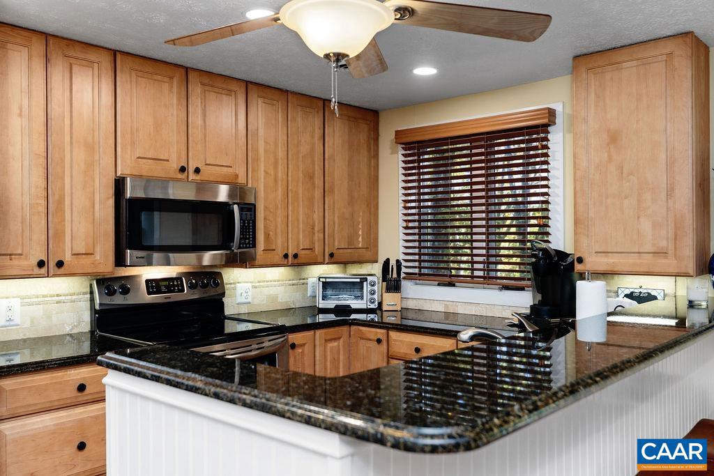 411 THREE RIDGES CONDOS, ROSELAND, Virginia 22967, 2 Bedrooms Bedrooms, ,2 BathroomsBathrooms,Residential,For sale,411 THREE RIDGES CONDOS,670383 MLS # 670383 411 THREE RIDGES CONDOS, ROSELAND, Virginia 22967, 2 Bedrooms Bedrooms, ,2 BathroomsBathrooms,Residential,For sale,411 THREE RIDGES CONDOS,670383 MLS # 670383