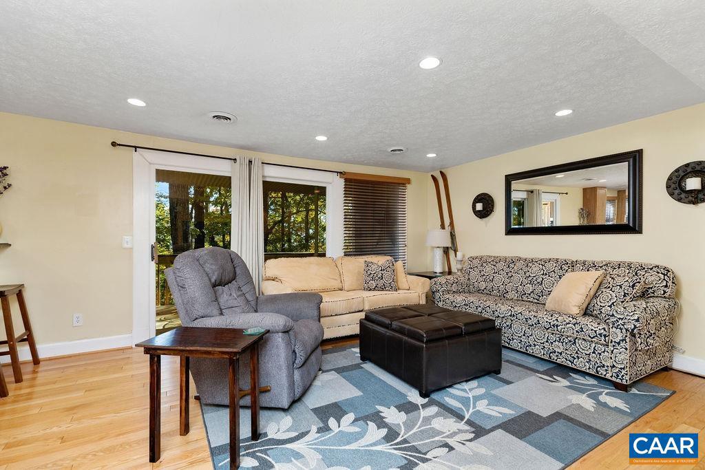 411 THREE RIDGES CONDOS, ROSELAND, Virginia 22967, 2 Bedrooms Bedrooms, ,2 BathroomsBathrooms,Residential,For sale,411 THREE RIDGES CONDOS,670383 MLS # 670383 411 THREE RIDGES CONDOS, ROSELAND, Virginia 22967, 2 Bedrooms Bedrooms, ,2 BathroomsBathrooms,Residential,For sale,411 THREE RIDGES CONDOS,670383 MLS # 670383