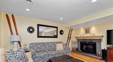 411 THREE RIDGES CONDOS, ROSELAND, Virginia 22967, 2 Bedrooms Bedrooms, ,2 BathroomsBathrooms,Residential,For sale,411 THREE RIDGES CONDOS,670383 MLS # 670383