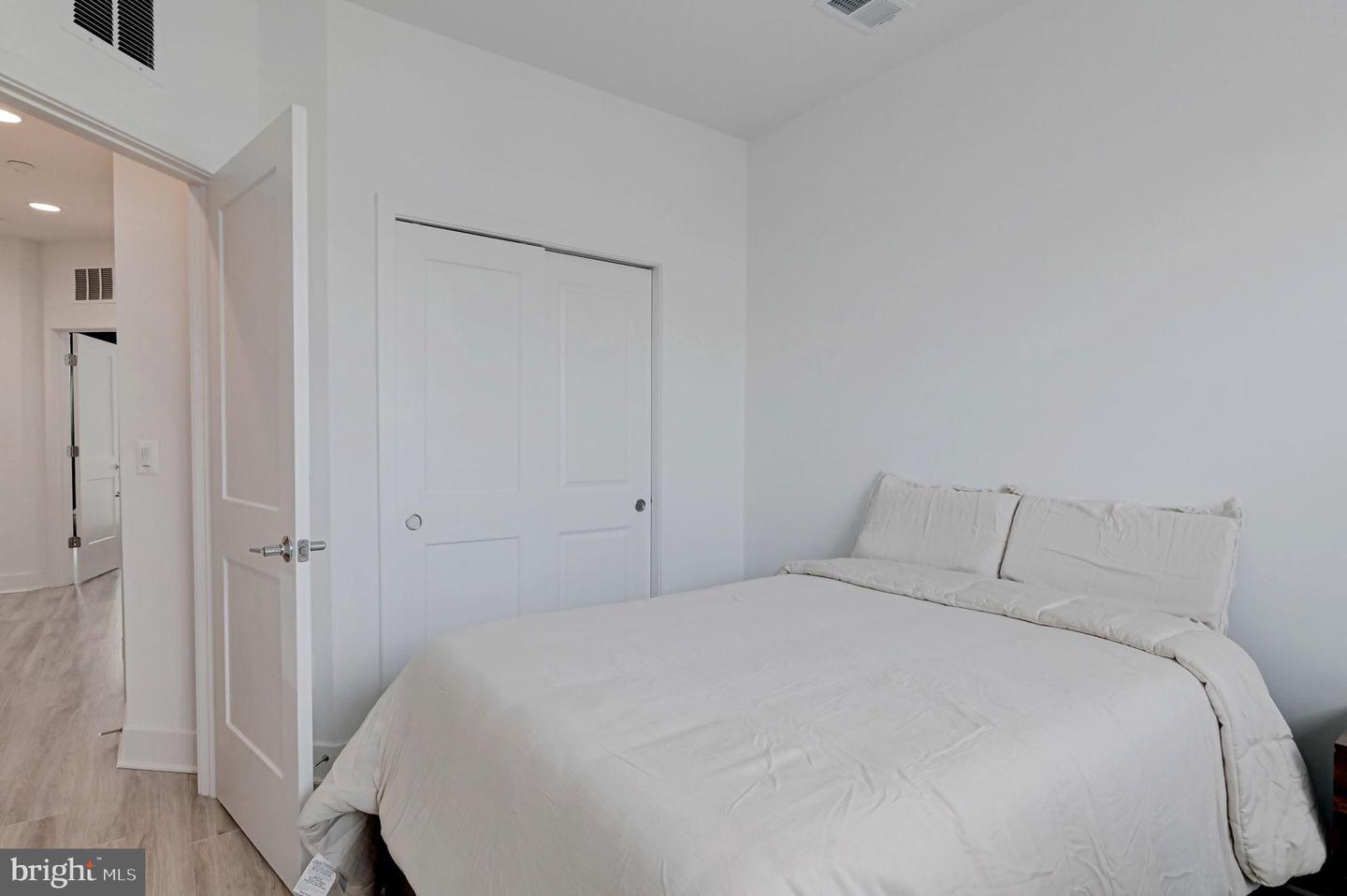 7383 OLD AIRFIELD LN, FALLS CHURCH, Virginia 22042, 3 Bedrooms Bedrooms, 7 Rooms Rooms,3 BathroomsBathrooms,Residential,For sale,7383 OLD AIRFIELD LN,VAFX2276130 MLS # VAFX2276130 7383 OLD AIRFIELD LN, FALLS CHURCH, Virginia 22042, 3 Bedrooms Bedrooms, 7 Rooms Rooms,3 BathroomsBathrooms,Residential,For sale,7383 OLD AIRFIELD LN,VAFX2276130 MLS # VAFX2276130