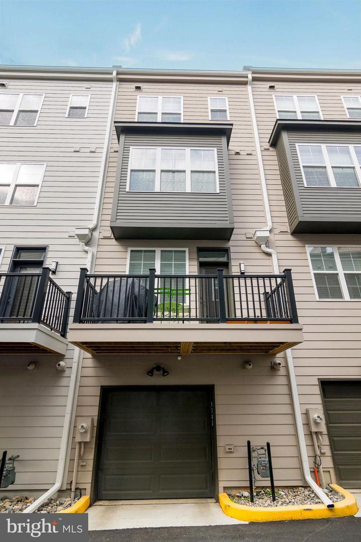 7383 OLD AIRFIELD LN, FALLS CHURCH, Virginia 22042, 3 Bedrooms Bedrooms, 7 Rooms Rooms,3 BathroomsBathrooms,Residential,For sale,7383 OLD AIRFIELD LN,VAFX2276130 MLS # VAFX2276130 7383 OLD AIRFIELD LN, FALLS CHURCH, Virginia 22042, 3 Bedrooms Bedrooms, 7 Rooms Rooms,3 BathroomsBathrooms,Residential,For sale,7383 OLD AIRFIELD LN,VAFX2276130 MLS # VAFX2276130