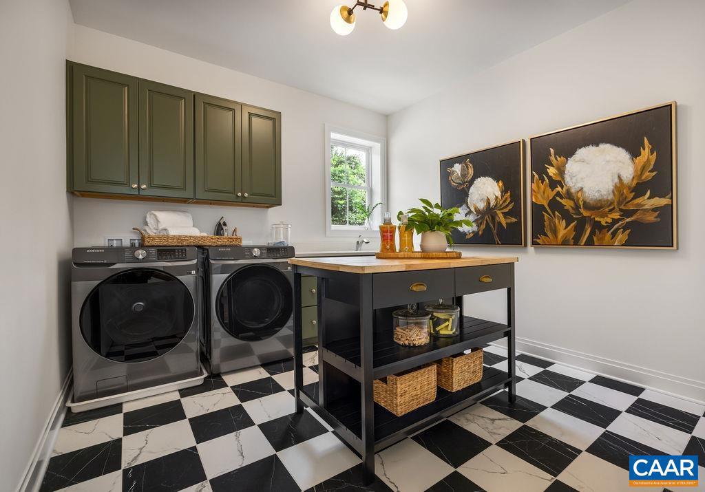303A&B ALDERMAN RD, CHARLOTTESVILLE, Virginia 22903, 5 Bedrooms Bedrooms, ,5 BathroomsBathrooms,Residential,For sale,303A&B ALDERMAN RD,670385 MLS # 670385