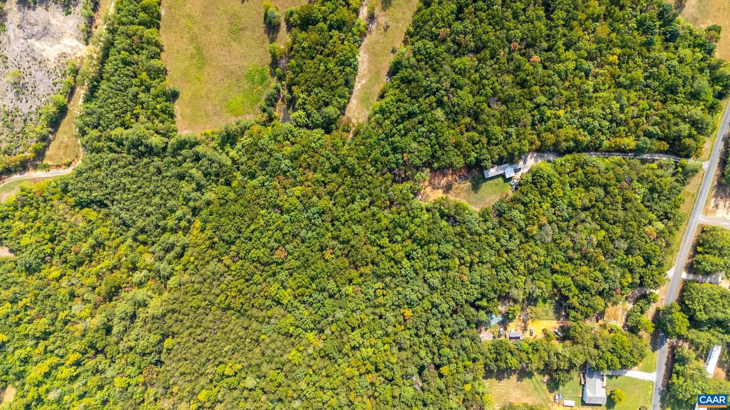 386 CUB CREEK RD, APPOMATTOX, Virginia 24522, 3 Bedrooms Bedrooms, ,2 BathroomsBathrooms,Residential,For sale,386 CUB CREEK RD,670386 MLS # 670386 386 CUB CREEK RD, APPOMATTOX, Virginia 24522, 3 Bedrooms Bedrooms, ,2 BathroomsBathrooms,Residential,For sale,386 CUB CREEK RD,670386 MLS # 670386