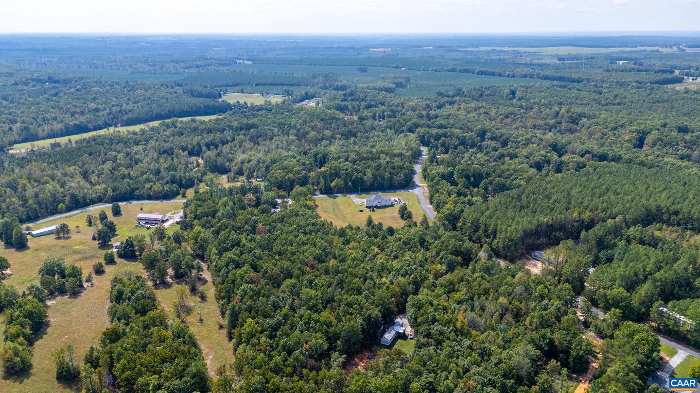 386 CUB CREEK RD, APPOMATTOX, Virginia 24522, 3 Bedrooms Bedrooms, ,2 BathroomsBathrooms,Residential,For sale,386 CUB CREEK RD,670386 MLS # 670386 386 CUB CREEK RD, APPOMATTOX, Virginia 24522, 3 Bedrooms Bedrooms, ,2 BathroomsBathrooms,Residential,For sale,386 CUB CREEK RD,670386 MLS # 670386