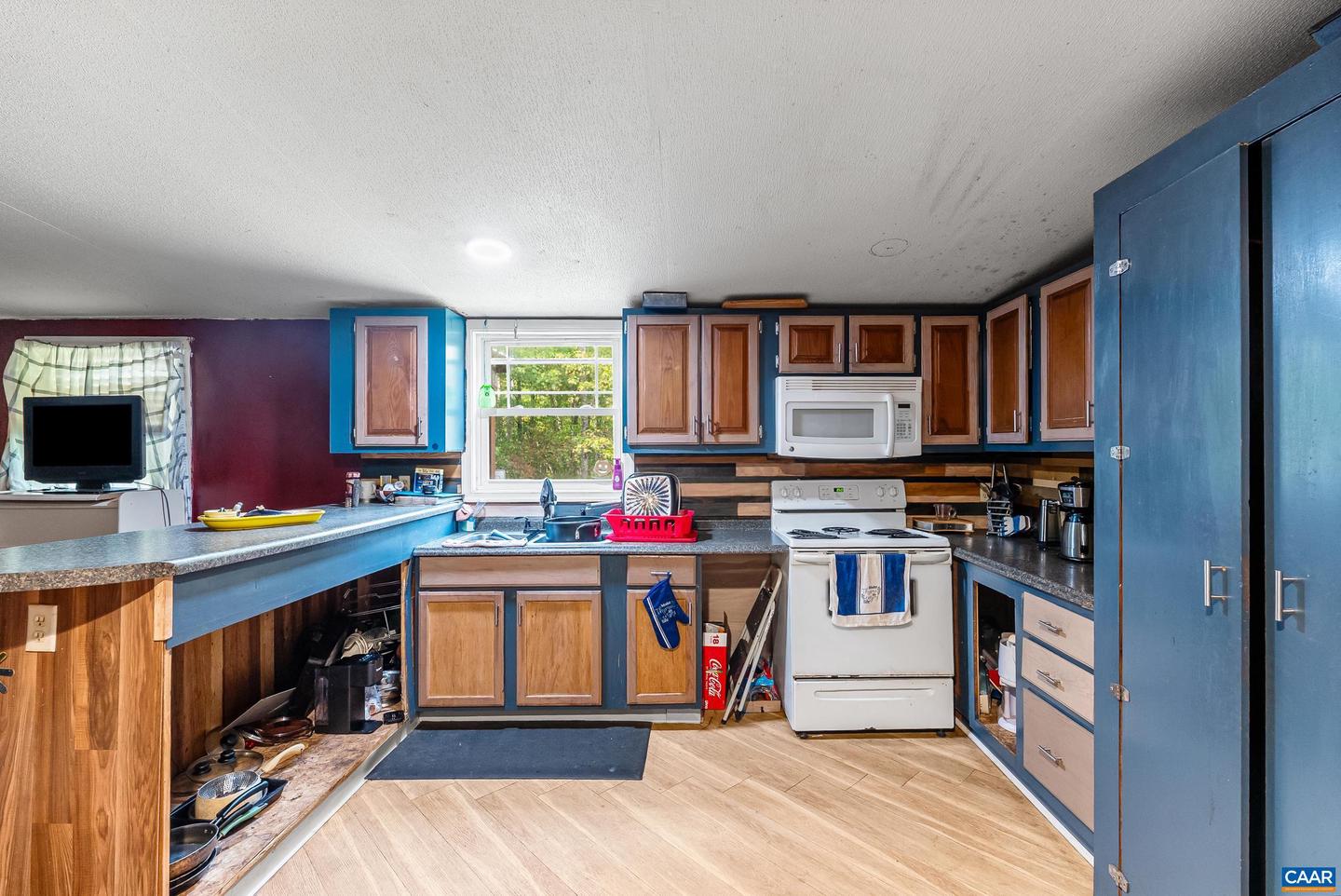 386 CUB CREEK RD, APPOMATTOX, Virginia 24522, 3 Bedrooms Bedrooms, ,2 BathroomsBathrooms,Residential,For sale,386 CUB CREEK RD,670386 MLS # 670386 386 CUB CREEK RD, APPOMATTOX, Virginia 24522, 3 Bedrooms Bedrooms, ,2 BathroomsBathrooms,Residential,For sale,386 CUB CREEK RD,670386 MLS # 670386