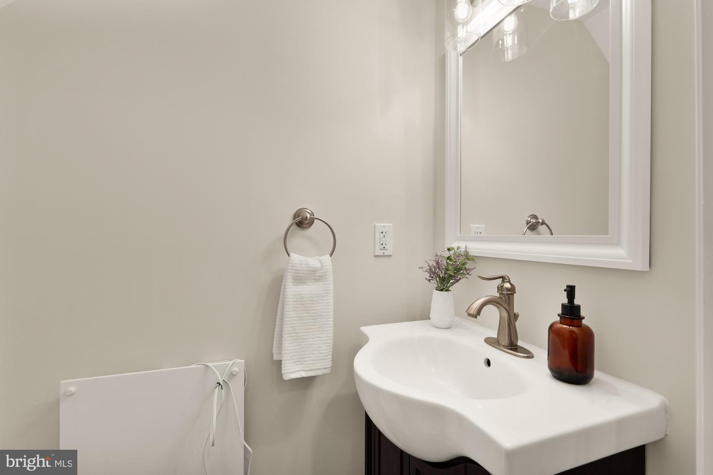1934 4TH ST NW, WASHINGTON, District Of Columbia 20001, 3 Bedrooms Bedrooms, ,2 BathroomsBathrooms,Residential,For sale,1934 4TH ST NW,DCDC2228936 MLS # DCDC2228936 1934 4TH ST NW, WASHINGTON, District Of Columbia 20001, 3 Bedrooms Bedrooms, ,2 BathroomsBathrooms,Residential,For sale,1934 4TH ST NW,DCDC2228936 MLS # DCDC2228936
