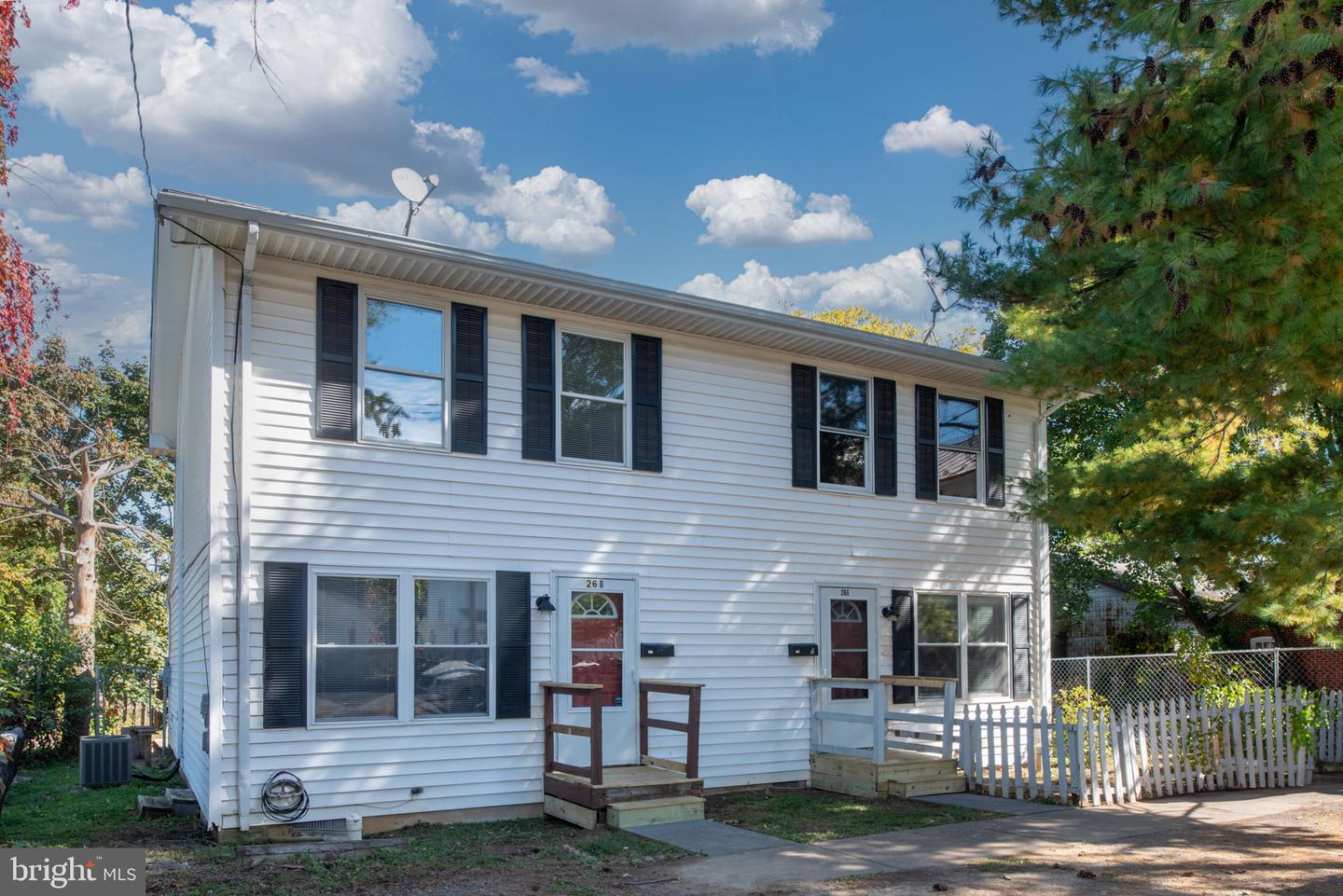 26-A JACKSON AVE, WINCHESTER, Virginia 22601, 4 Bedrooms Bedrooms, ,2 BathroomsBathrooms,Residential,For sale,26-A JACKSON AVE,VAWI2009334 MLS # VAWI2009334 26-A JACKSON AVE, WINCHESTER, Virginia 22601, 4 Bedrooms Bedrooms, ,2 BathroomsBathrooms,Residential,For sale,26-A JACKSON AVE,VAWI2009334 MLS # VAWI2009334