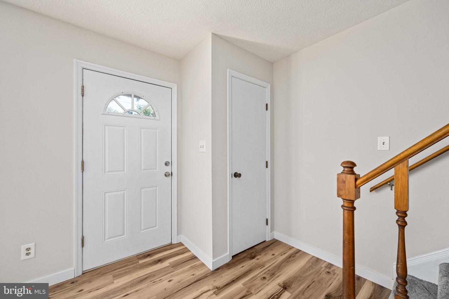 26-A JACKSON AVE, WINCHESTER, Virginia 22601, 4 Bedrooms Bedrooms, ,2 BathroomsBathrooms,Residential,For sale,26-A JACKSON AVE,VAWI2009334 MLS # VAWI2009334 26-A JACKSON AVE, WINCHESTER, Virginia 22601, 4 Bedrooms Bedrooms, ,2 BathroomsBathrooms,Residential,For sale,26-A JACKSON AVE,VAWI2009334 MLS # VAWI2009334