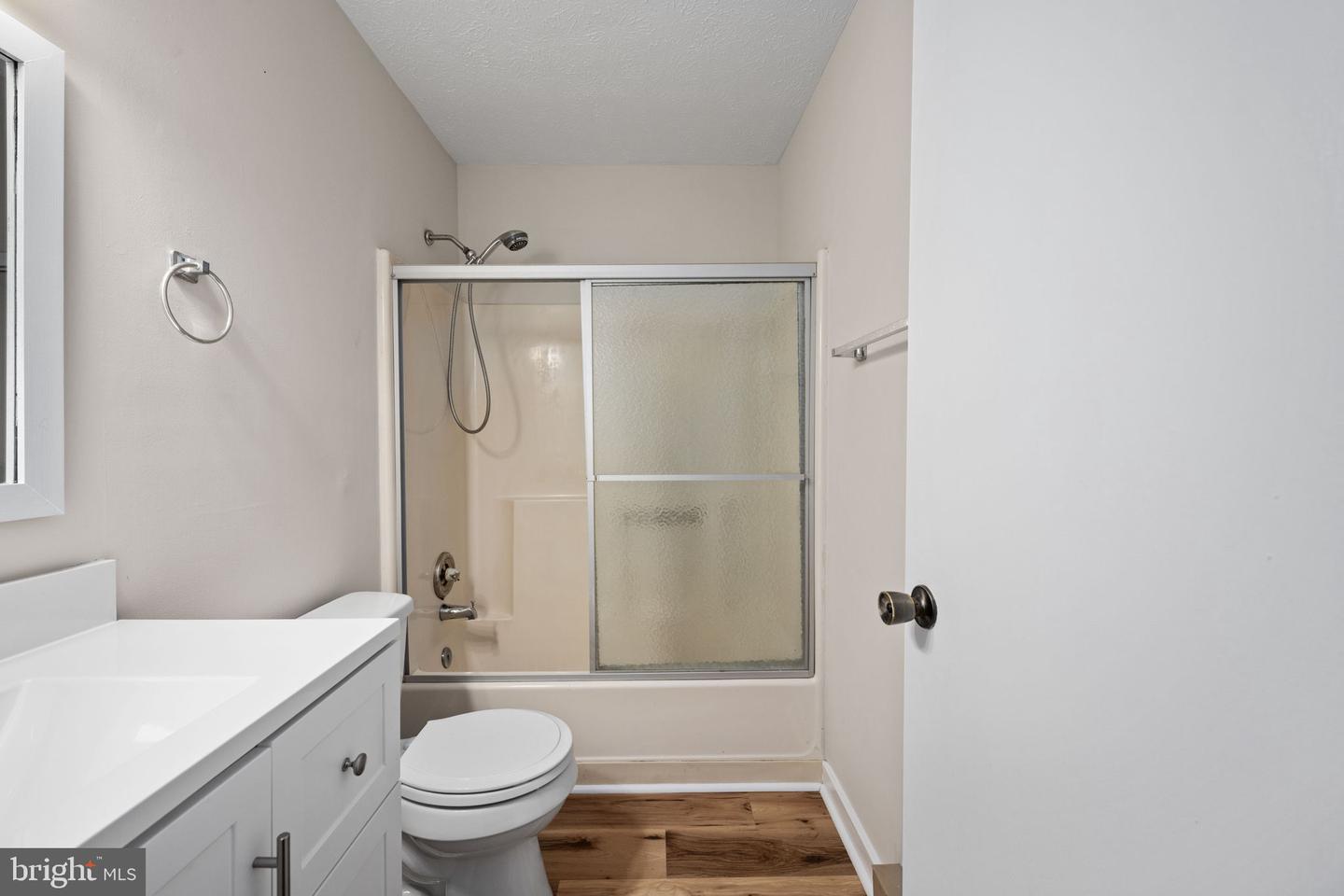 26-A JACKSON AVE, WINCHESTER, Virginia 22601, 4 Bedrooms Bedrooms, ,2 BathroomsBathrooms,Residential,For sale,26-A JACKSON AVE,VAWI2009334 MLS # VAWI2009334 26-A JACKSON AVE, WINCHESTER, Virginia 22601, 4 Bedrooms Bedrooms, ,2 BathroomsBathrooms,Residential,For sale,26-A JACKSON AVE,VAWI2009334 MLS # VAWI2009334