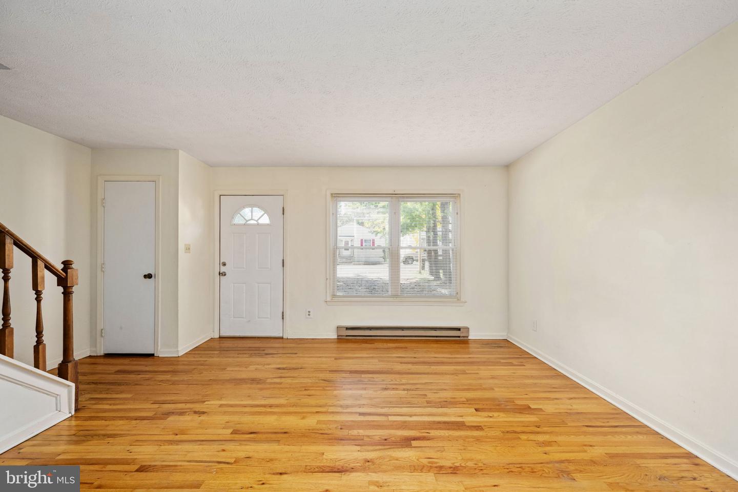 26-A JACKSON AVE, WINCHESTER, Virginia 22601, 4 Bedrooms Bedrooms, ,2 BathroomsBathrooms,Residential,For sale,26-A JACKSON AVE,VAWI2009334 MLS # VAWI2009334 26-A JACKSON AVE, WINCHESTER, Virginia 22601, 4 Bedrooms Bedrooms, ,2 BathroomsBathrooms,Residential,For sale,26-A JACKSON AVE,VAWI2009334 MLS # VAWI2009334