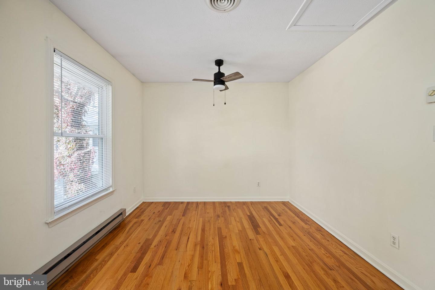 26-A JACKSON AVE, WINCHESTER, Virginia 22601, 4 Bedrooms Bedrooms, ,2 BathroomsBathrooms,Residential,For sale,26-A JACKSON AVE,VAWI2009334 MLS # VAWI2009334 26-A JACKSON AVE, WINCHESTER, Virginia 22601, 4 Bedrooms Bedrooms, ,2 BathroomsBathrooms,Residential,For sale,26-A JACKSON AVE,VAWI2009334 MLS # VAWI2009334