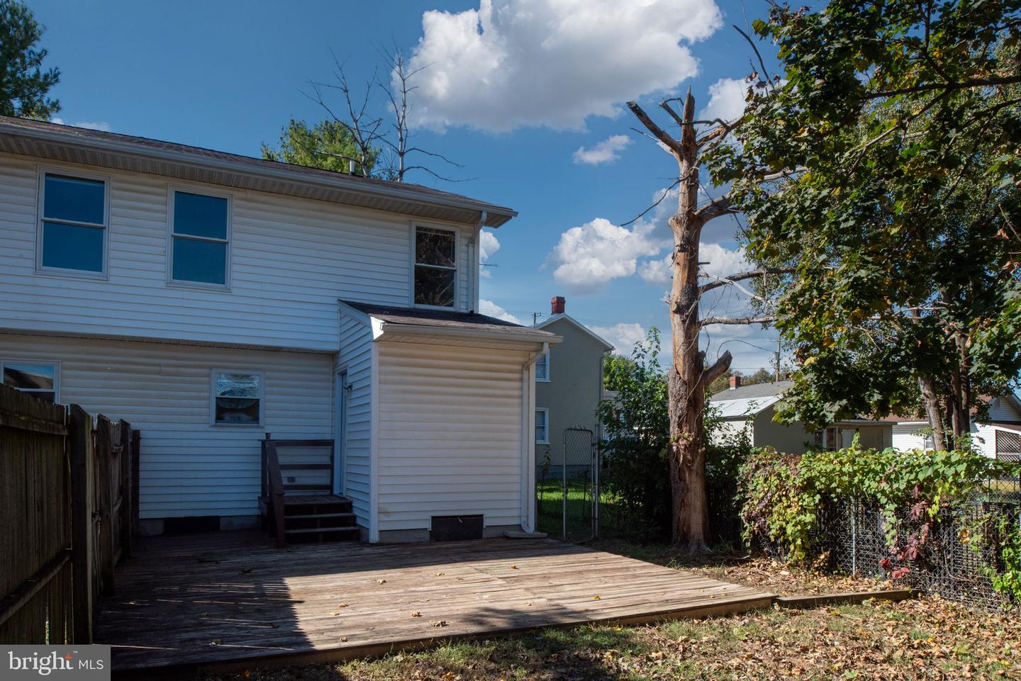26-A JACKSON AVE, WINCHESTER, Virginia 22601, 4 Bedrooms Bedrooms, ,2 BathroomsBathrooms,Residential,For sale,26-A JACKSON AVE,VAWI2009334 MLS # VAWI2009334 26-A JACKSON AVE, WINCHESTER, Virginia 22601, 4 Bedrooms Bedrooms, ,2 BathroomsBathrooms,Residential,For sale,26-A JACKSON AVE,VAWI2009334 MLS # VAWI2009334