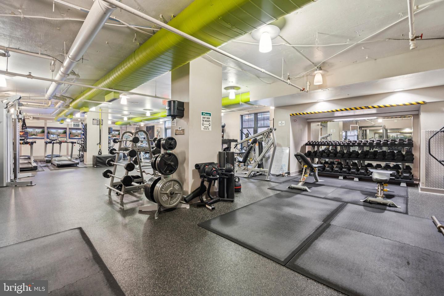 1021 N GARFIELD ST #B39, ARLINGTON, Virginia 22201, 1 Bedroom Bedrooms, ,1 BathroomBathrooms,Residential,For sale,1021 N GARFIELD ST #B39,VAAR2065346 MLS # VAAR2065346 1021 N GARFIELD ST #B39, ARLINGTON, Virginia 22201, 1 Bedroom Bedrooms, ,1 BathroomBathrooms,Residential,For sale,1021 N GARFIELD ST #B39,VAAR2065346 MLS # VAAR2065346