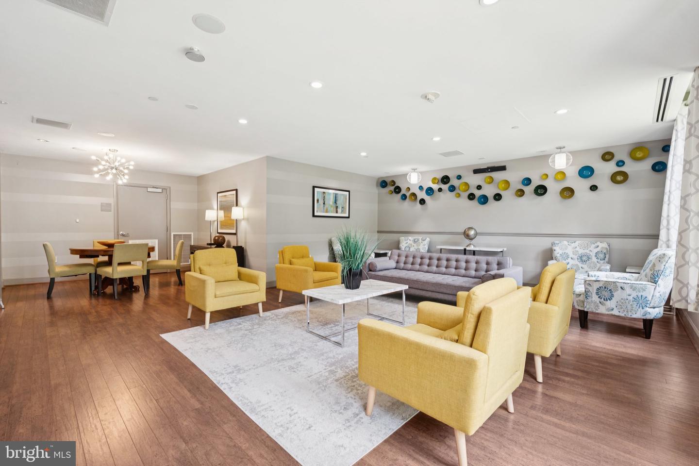 1021 N GARFIELD ST #B39, ARLINGTON, Virginia 22201, 1 Bedroom Bedrooms, ,1 BathroomBathrooms,Residential,For sale,1021 N GARFIELD ST #B39,VAAR2065346 MLS # VAAR2065346 1021 N GARFIELD ST #B39, ARLINGTON, Virginia 22201, 1 Bedroom Bedrooms, ,1 BathroomBathrooms,Residential,For sale,1021 N GARFIELD ST #B39,VAAR2065346 MLS # VAAR2065346