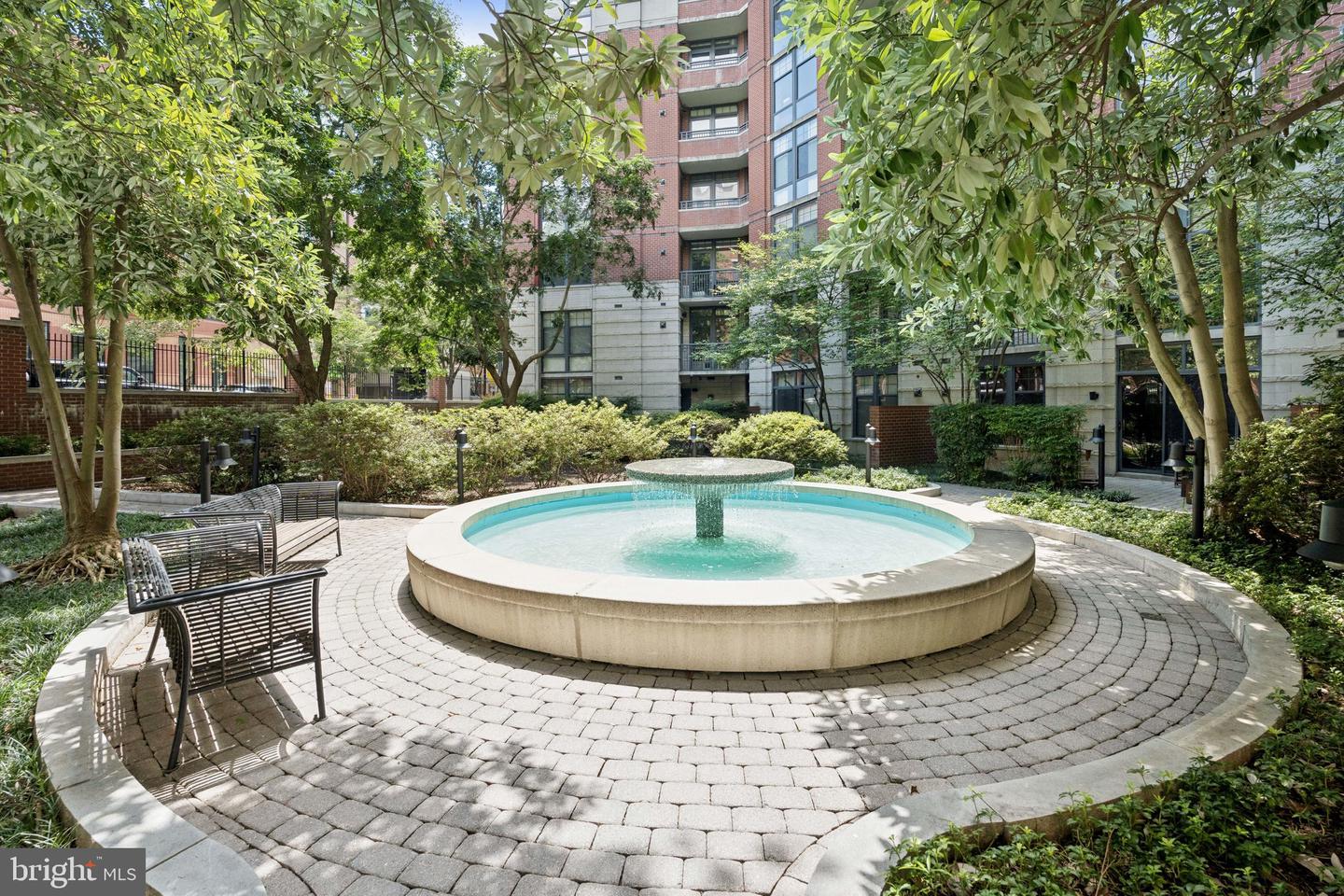 1021 N GARFIELD ST #B39, ARLINGTON, Virginia 22201, 1 Bedroom Bedrooms, ,1 BathroomBathrooms,Residential,For sale,1021 N GARFIELD ST #B39,VAAR2065346 MLS # VAAR2065346 1021 N GARFIELD ST #B39, ARLINGTON, Virginia 22201, 1 Bedroom Bedrooms, ,1 BathroomBathrooms,Residential,For sale,1021 N GARFIELD ST #B39,VAAR2065346 MLS # VAAR2065346