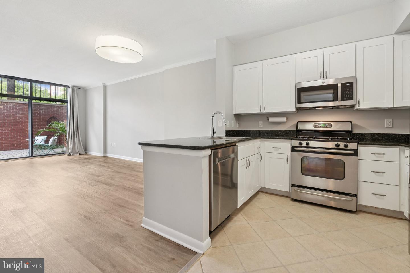 1021 N GARFIELD ST #B39, ARLINGTON, Virginia 22201, 1 Bedroom Bedrooms, ,1 BathroomBathrooms,Residential,For sale,1021 N GARFIELD ST #B39,VAAR2065346 MLS # VAAR2065346 1021 N GARFIELD ST #B39, ARLINGTON, Virginia 22201, 1 Bedroom Bedrooms, ,1 BathroomBathrooms,Residential,For sale,1021 N GARFIELD ST #B39,VAAR2065346 MLS # VAAR2065346