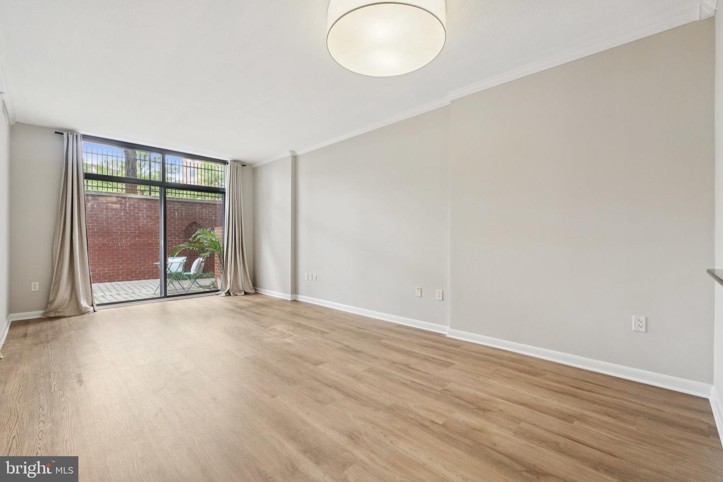 1021 N GARFIELD ST #B39, ARLINGTON, Virginia 22201, 1 Bedroom Bedrooms, ,1 BathroomBathrooms,Residential,For sale,1021 N GARFIELD ST #B39,VAAR2065346 MLS # VAAR2065346 1021 N GARFIELD ST #B39, ARLINGTON, Virginia 22201, 1 Bedroom Bedrooms, ,1 BathroomBathrooms,Residential,For sale,1021 N GARFIELD ST #B39,VAAR2065346 MLS # VAAR2065346