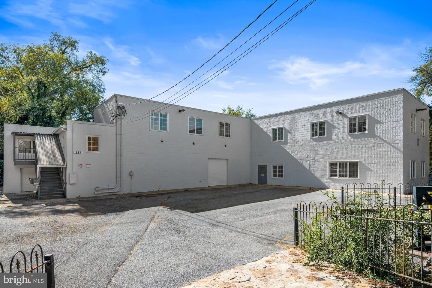 225 E PALL MALL ST, WINCHESTER, Virginia 22601, ,Land,For sale,225 E PALL MALL ST,VAWI2009336 MLS # VAWI2009336 225 E PALL MALL ST, WINCHESTER, Virginia 22601, ,Land,For sale,225 E PALL MALL ST,VAWI2009336 MLS # VAWI2009336