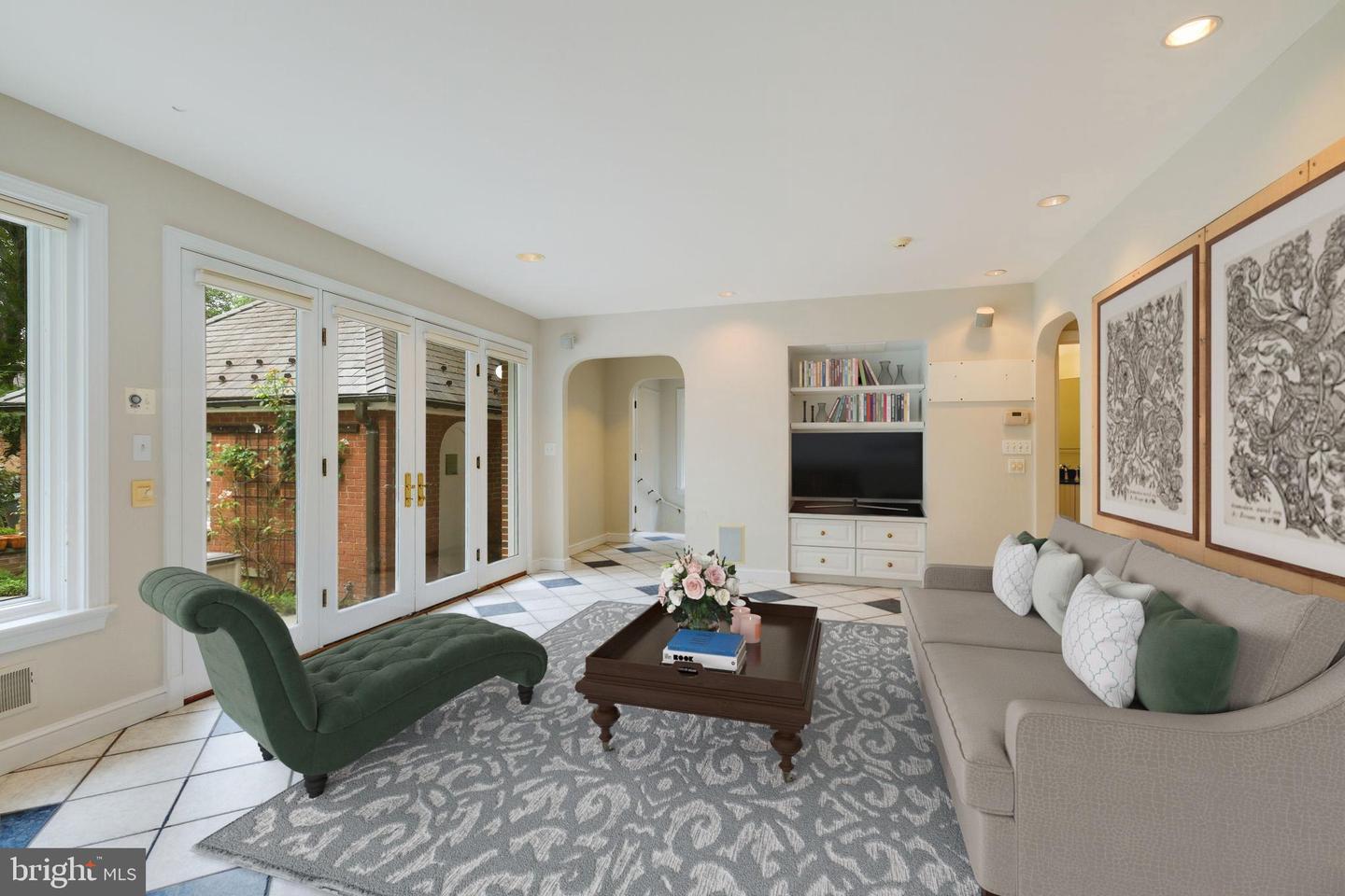 3612 CHESAPEAKE ST NW, WASHINGTON, District Of Columbia 20008, 5 Bedrooms Bedrooms, ,3 BathroomsBathrooms,Residential,For sale,3612 CHESAPEAKE ST NW,DCDC2200046 MLS # DCDC2200046 3612 CHESAPEAKE ST NW, WASHINGTON, District Of Columbia 20008, 5 Bedrooms Bedrooms, ,3 BathroomsBathrooms,Residential,For sale,3612 CHESAPEAKE ST NW,DCDC2200046 MLS # DCDC2200046